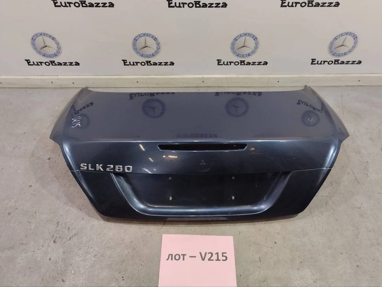Крышка багажника Mercedes R171