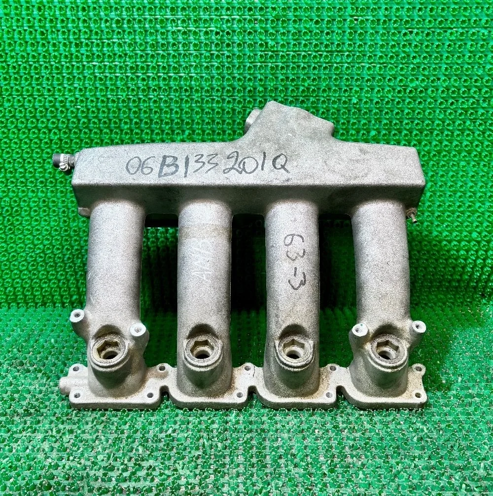 Впускной коллектор AMB 06B133201Q A4 B6 (2000—2006) В наличии