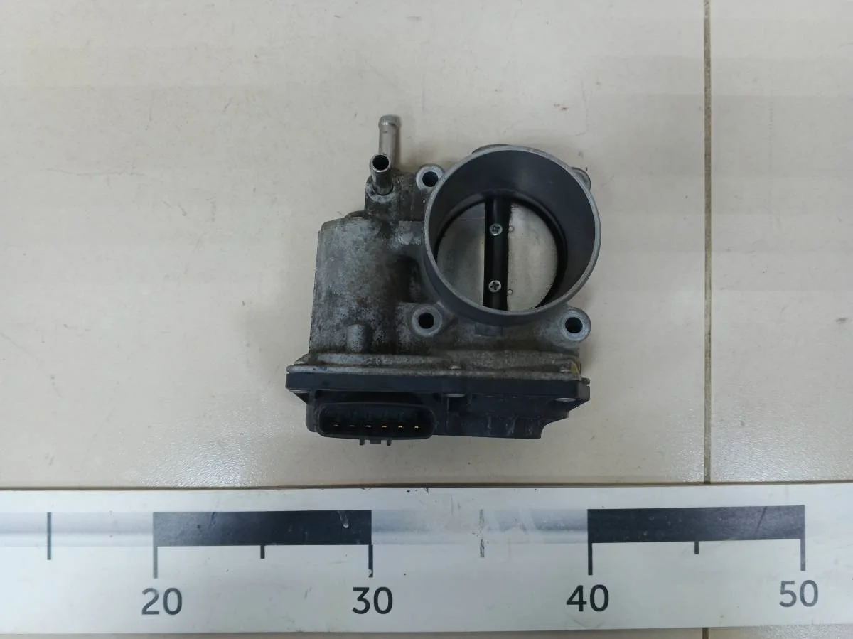 Заслонка дроссельная электрическая Toyota Corolla E150 2006-2013