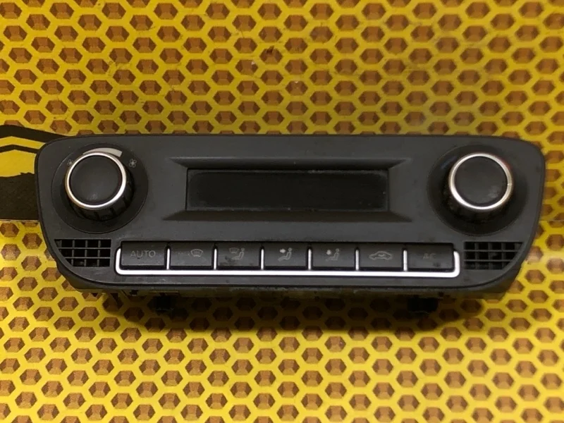 Блок климата Volkswagen Polo MK2 CFNA 2014