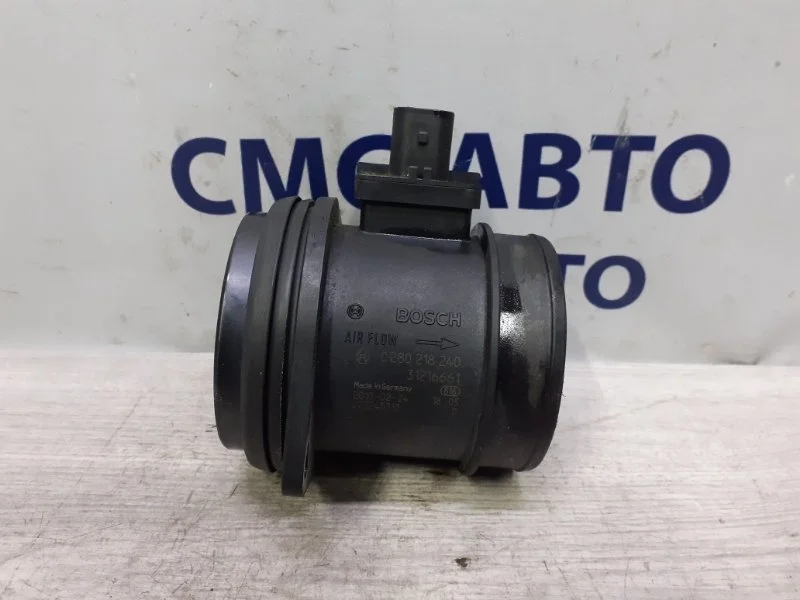 Расходомер воздуха Volvo S80 31216661 С80 2.5