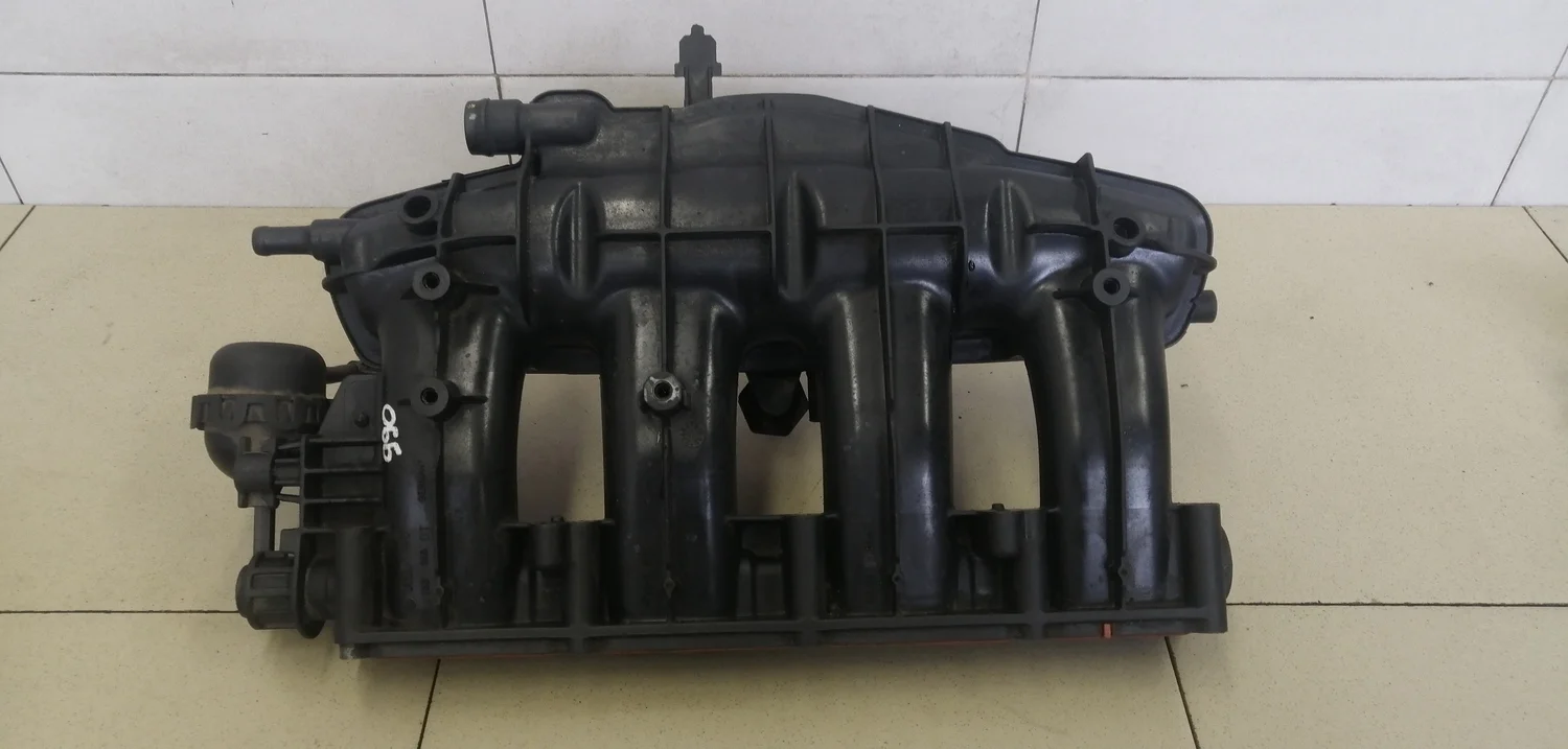 Впускной коллекор   Passat [B6] 2005-2010