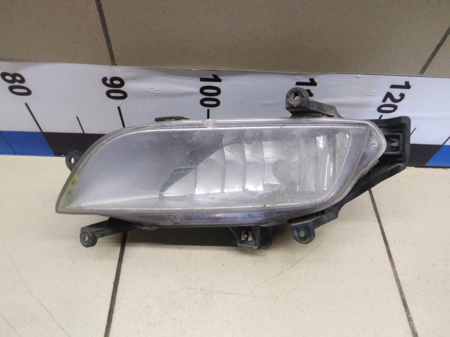 Фара противотуманная левая Starex H1/Grand Starex 2007>