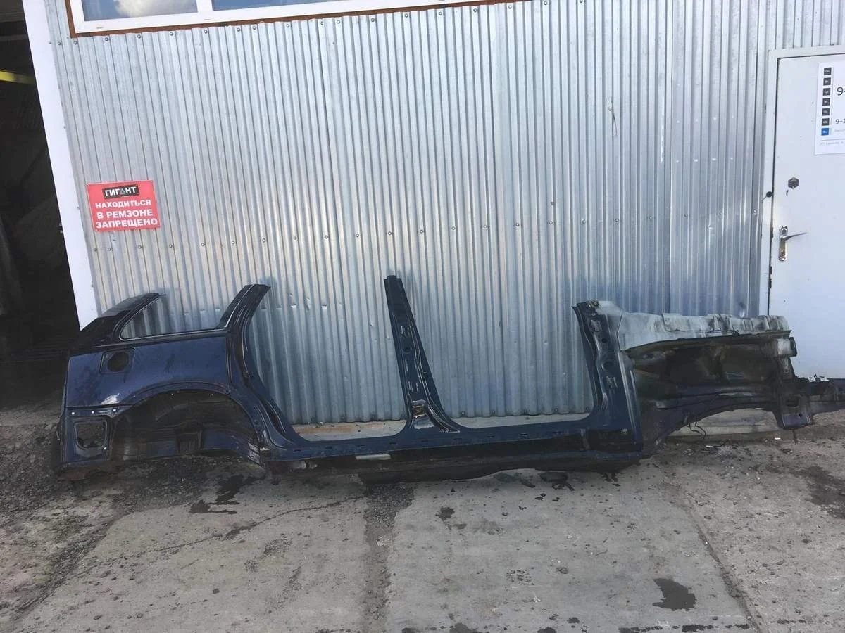 Крыло заднее правое XC90 2002-2015