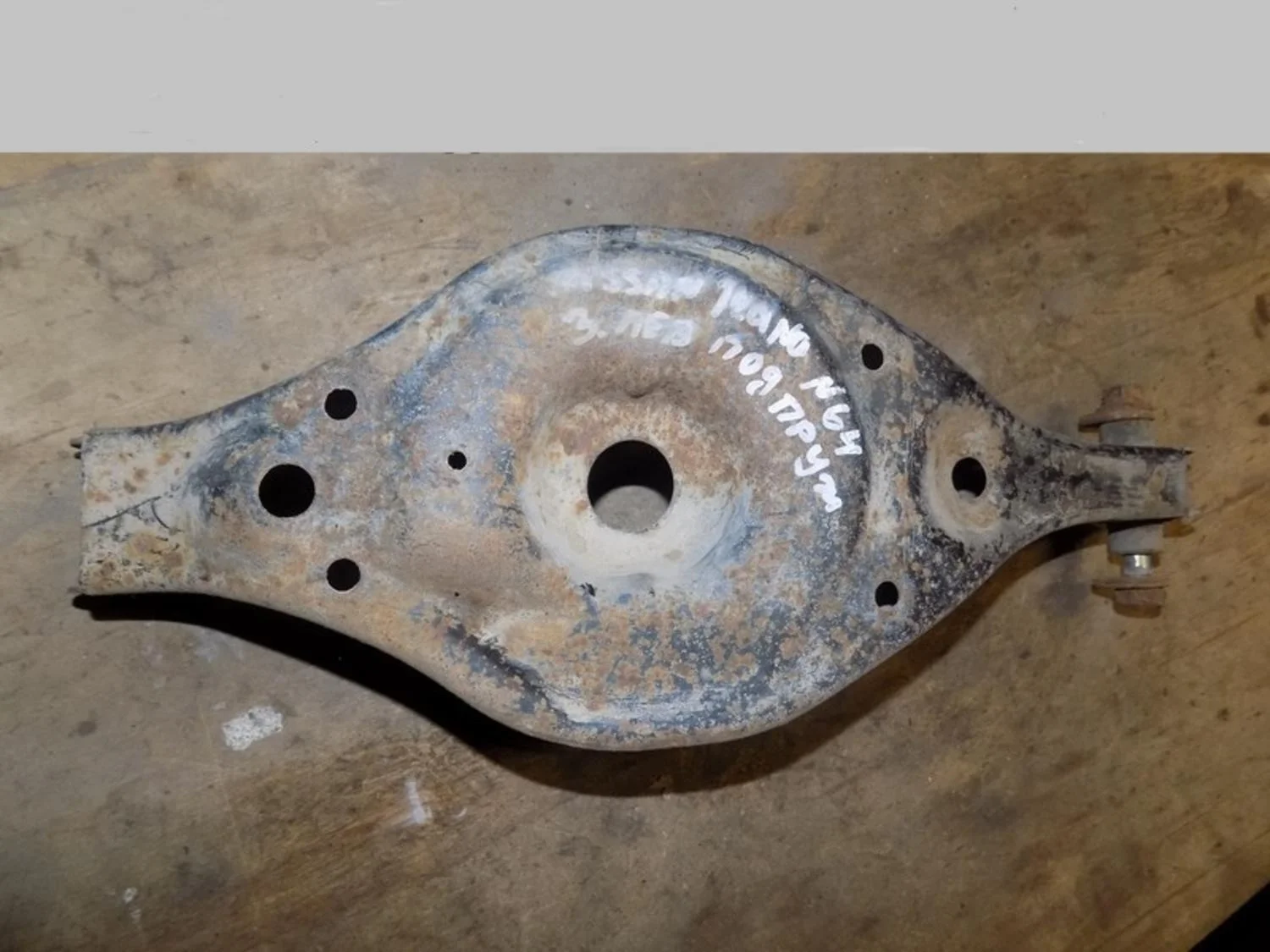 Рычаг задний поперечный Teana J31 2006-2008