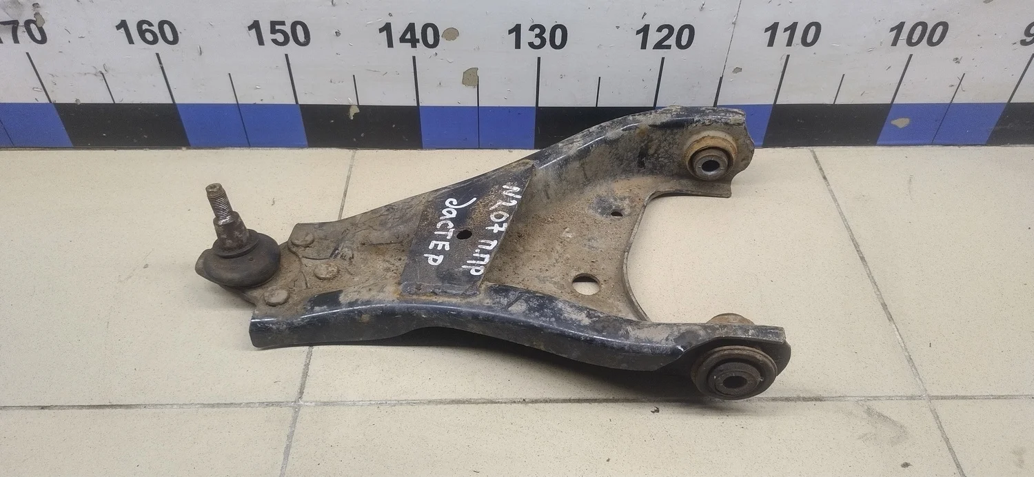 Рычаг передний правый Duster 2012>