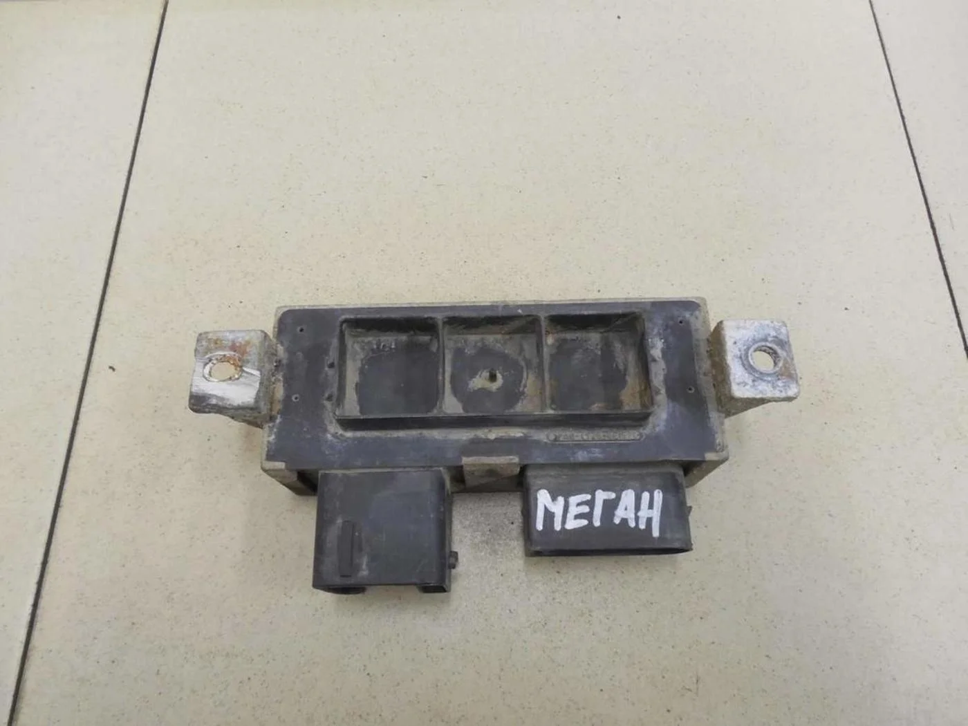Блок управления свечами накала Megane II 2002-2009