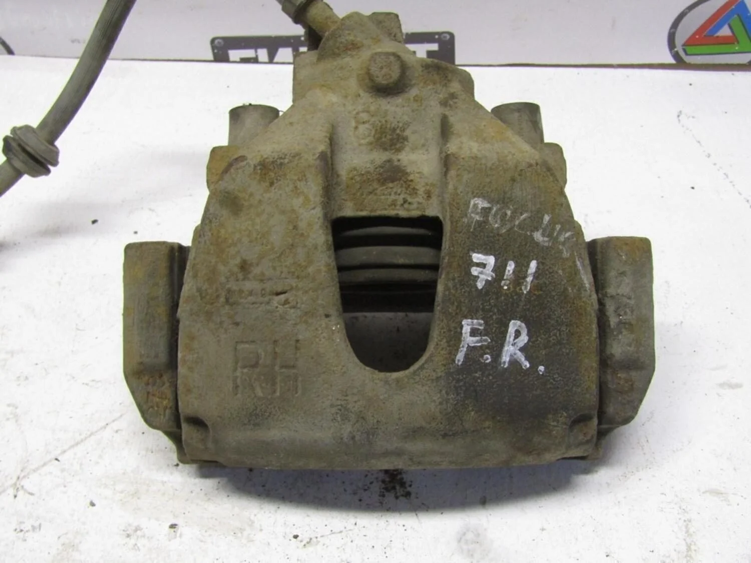 Суппорт передний правый Focus II 2005-2008