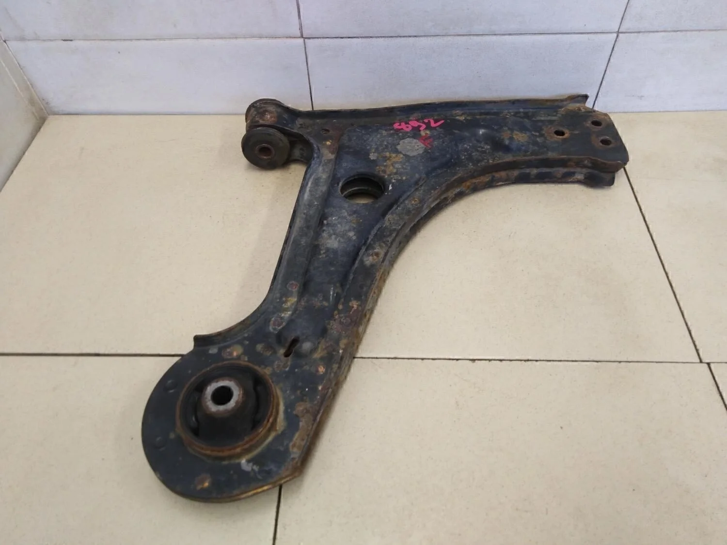 Рычаг передний правый Lacetti 2003-2013