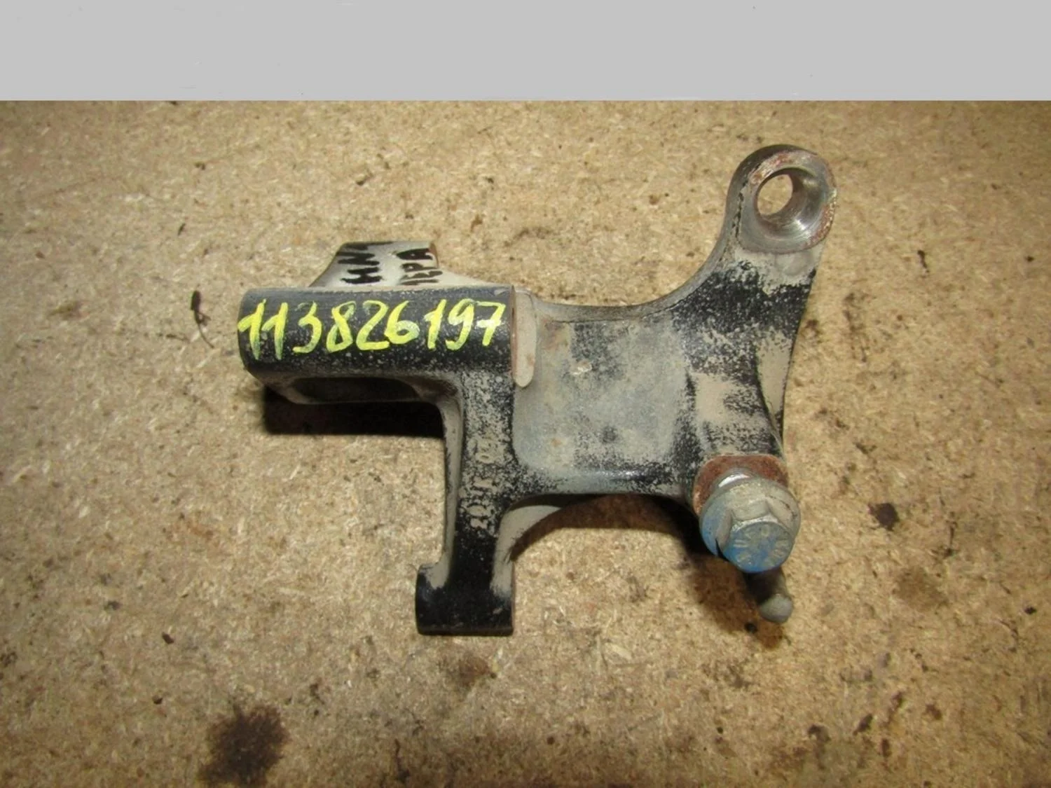 Кронштейн двигателя правый Almera N16 2000-2006