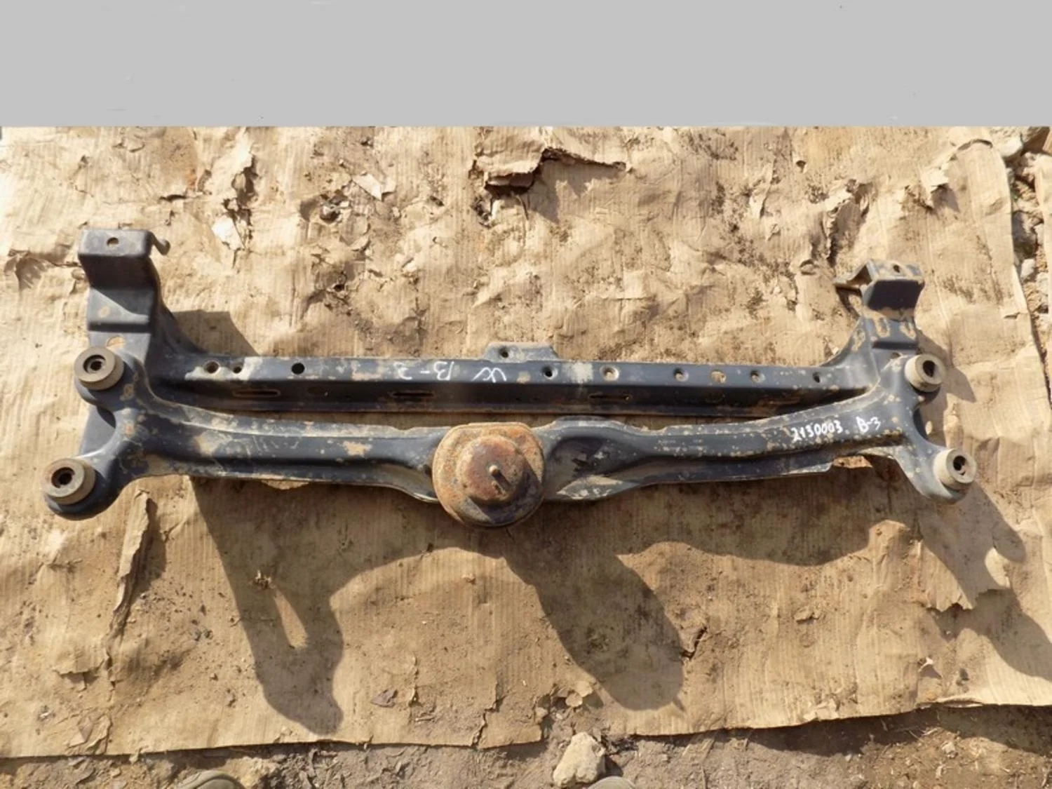 Балка передняя поперечная Golf II/Jetta II 1983-1992