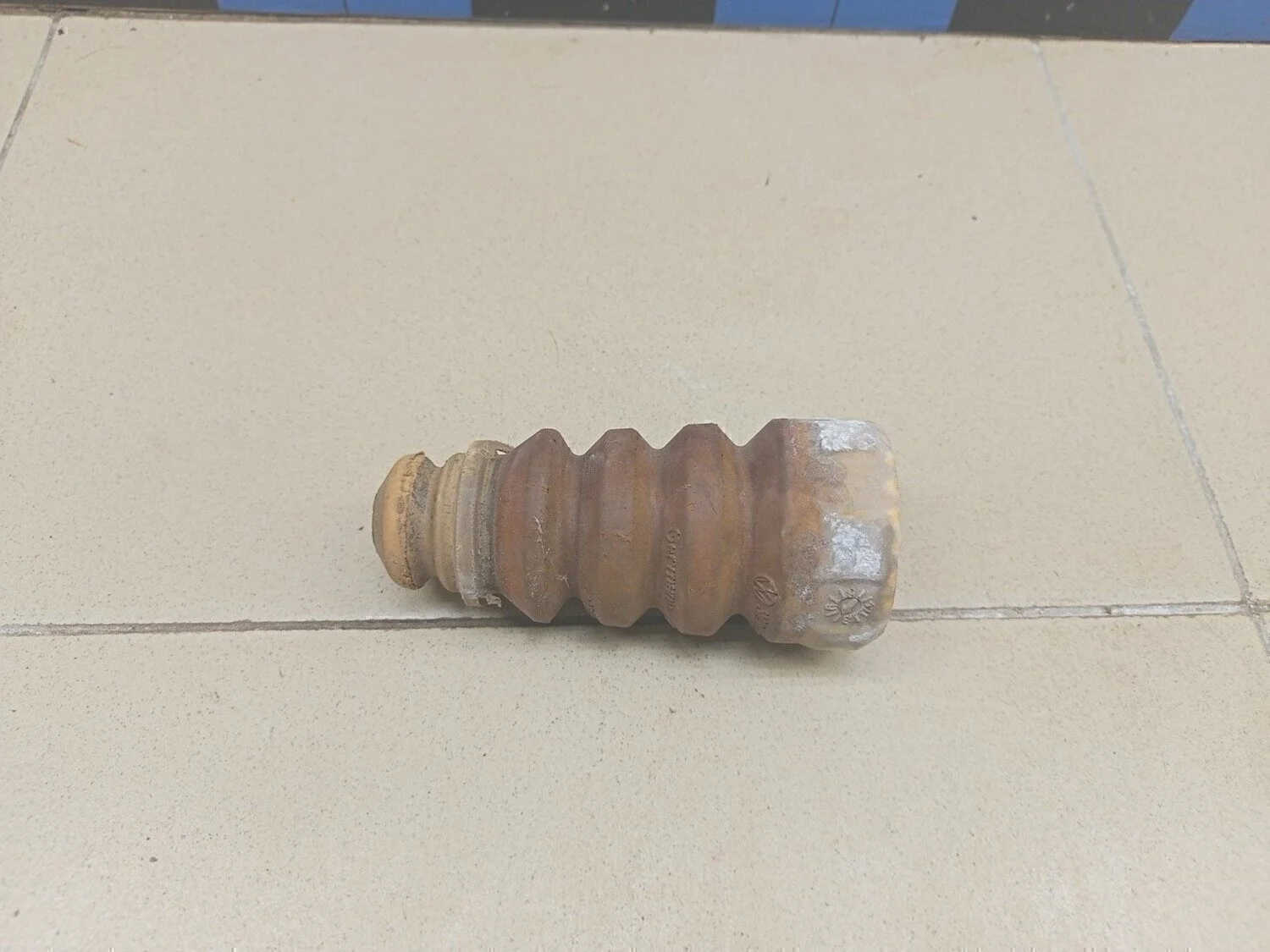 Отбойник заднего амортизатора Passat [B6] 2005-2010