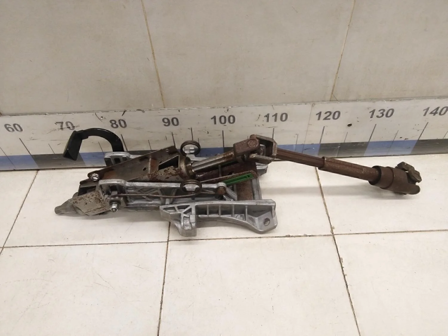 Колонка рулевая Focus II 2005-2008