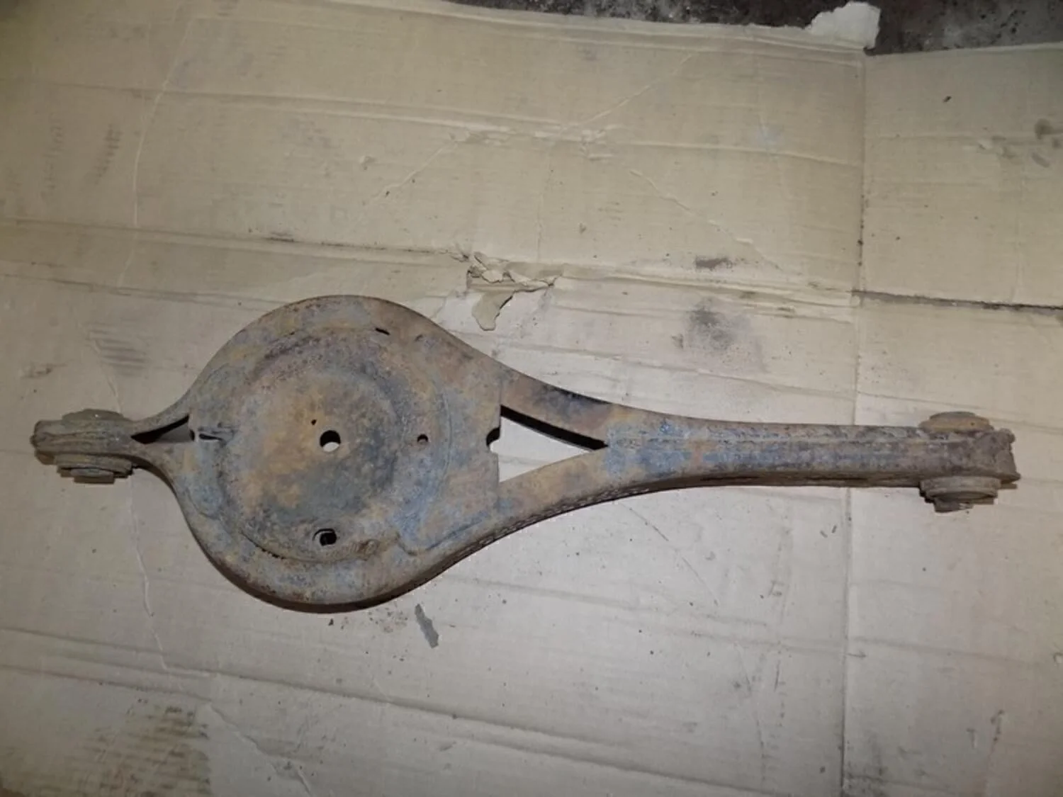 Рычаг задний нижний S80 2006-2016