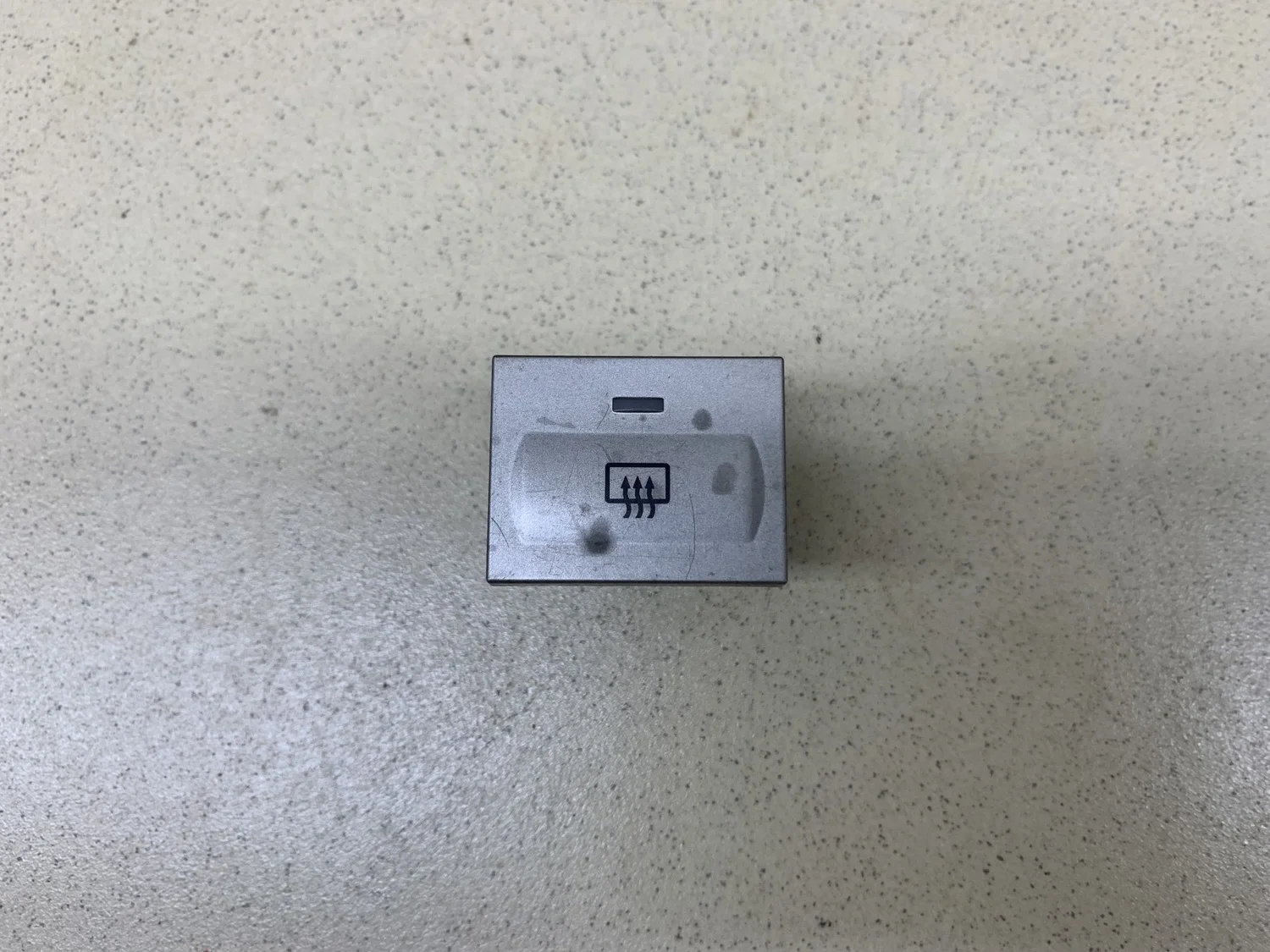 Кнопка обогрева заднего стекла Focus II 2008-2011