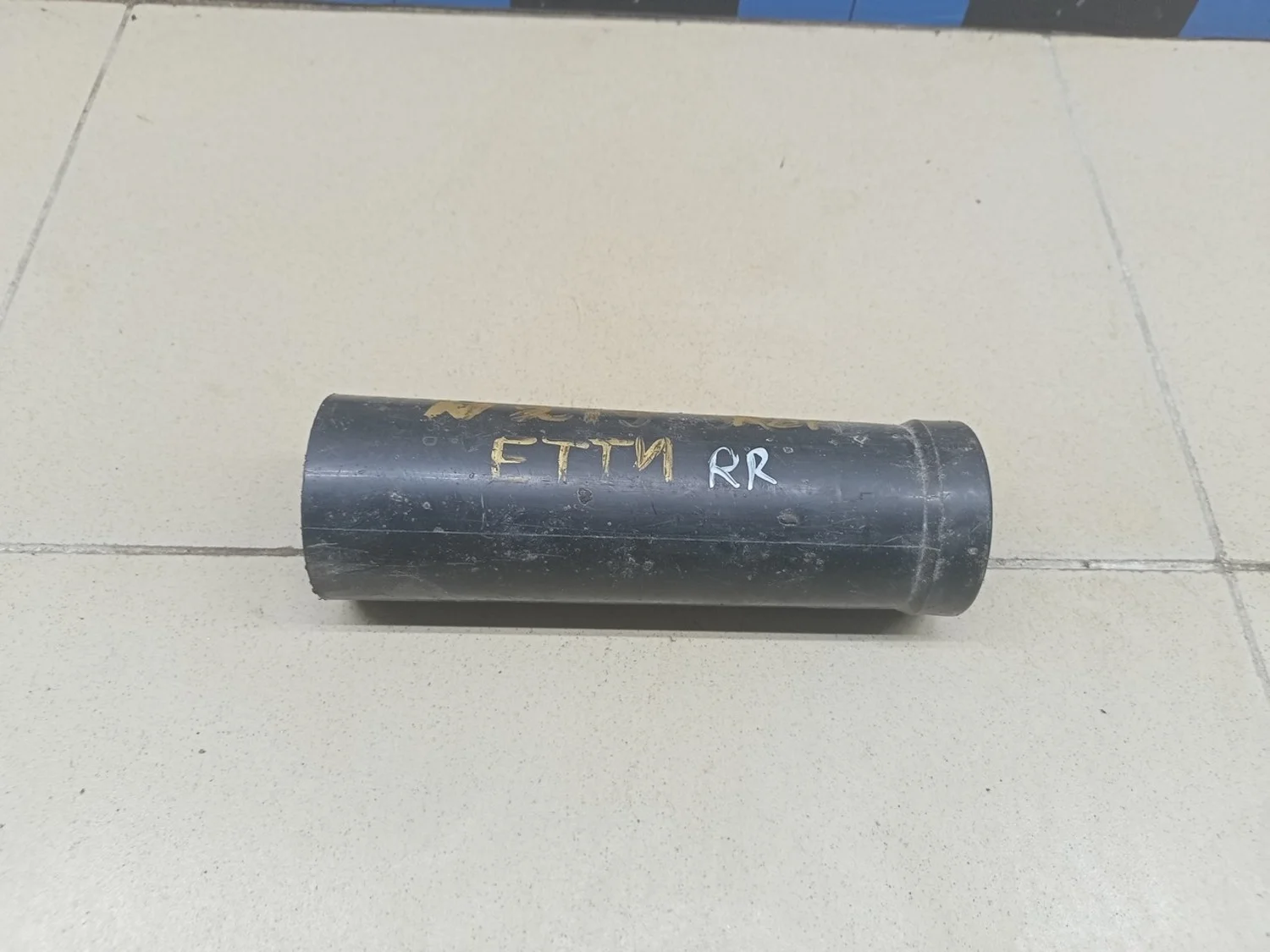 Пыльник заднего амортизатора Yeti 2009>