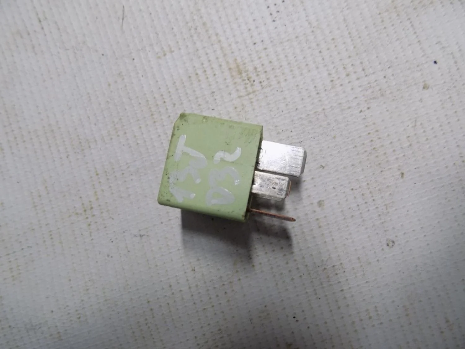 Реле Golf V Plus 2005-2014