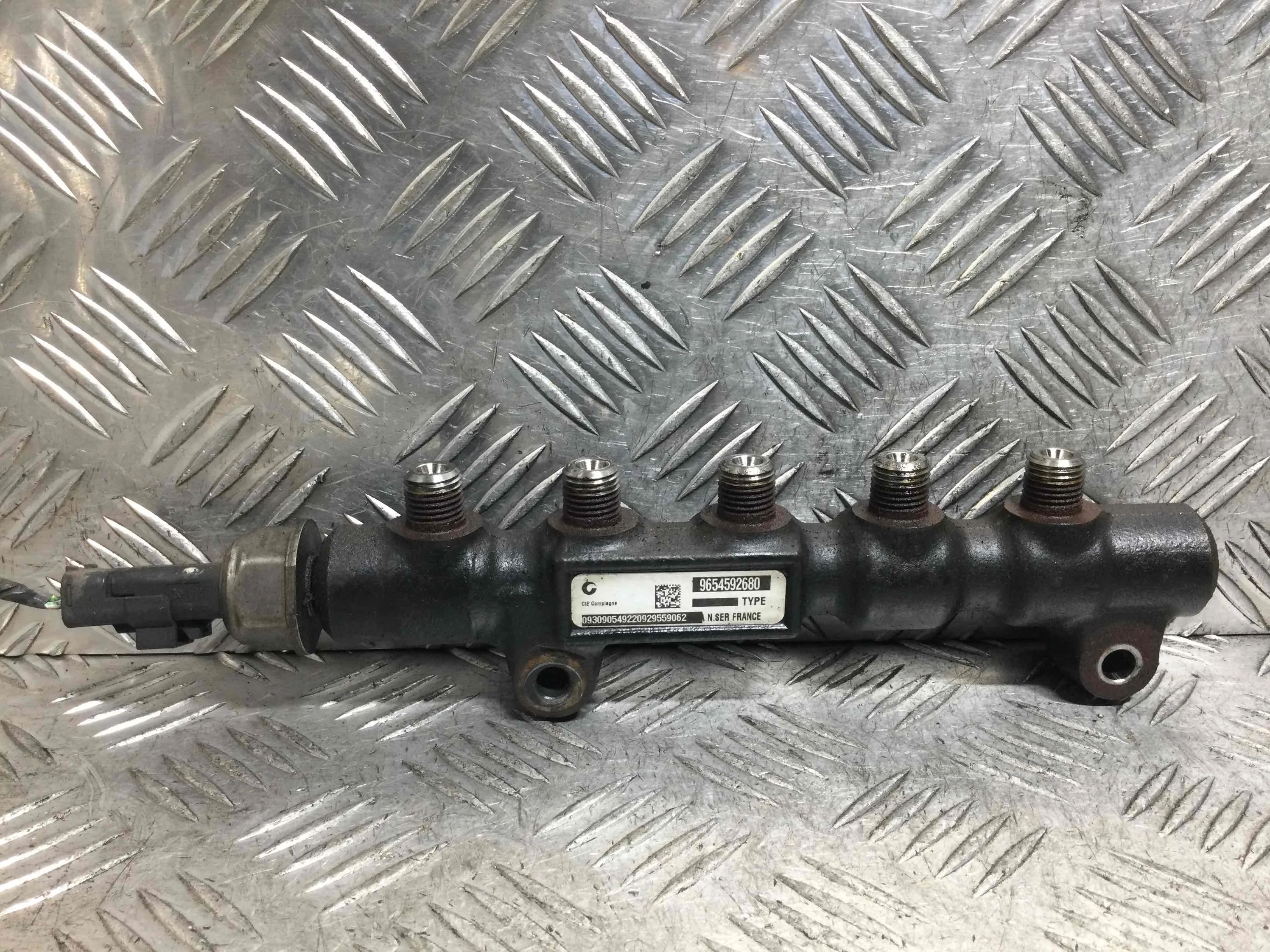 Топливная рампа Ford Focus 2 поколение (2005-2008) дизель 1.6 TDCi Механика