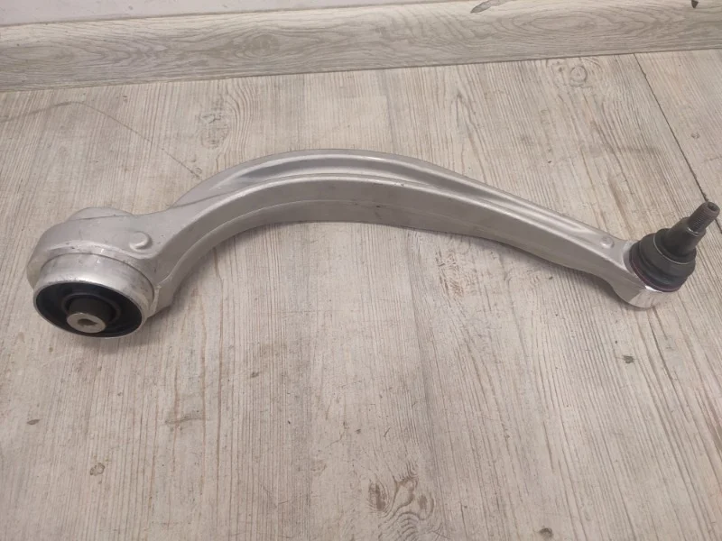 Рычаг подвески направляющий Audi Q7 2015- 4M