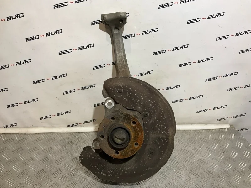 Кулак поворотный Audi A4 2010 8K0407253AB B8 2.0, передний правый