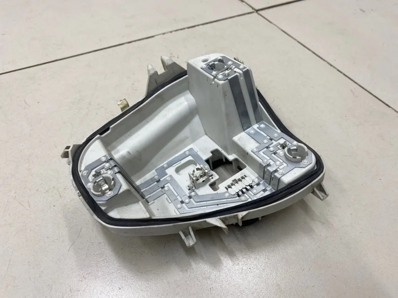 Плата фонаря задняя левая Volkswagen Polo 5 СЕДАН