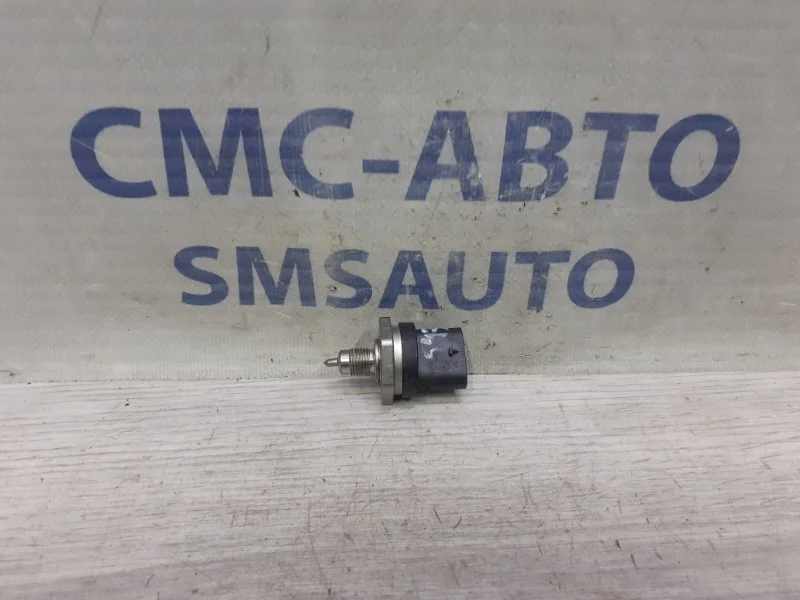 Датчик давления топлива Mercedes-Benz E-Class A2781530028 C207