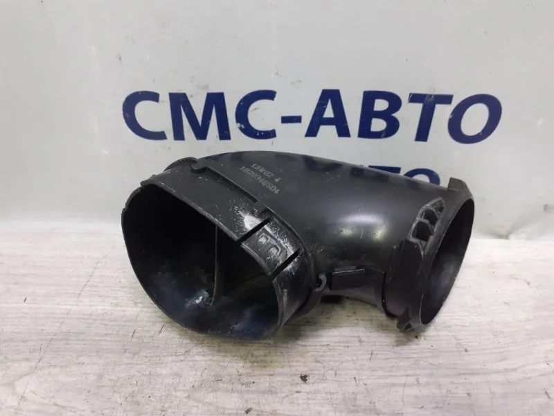 Воздухозаборник Volvo V40 Cross Country 30677340 V40 CROSS COUNTRY