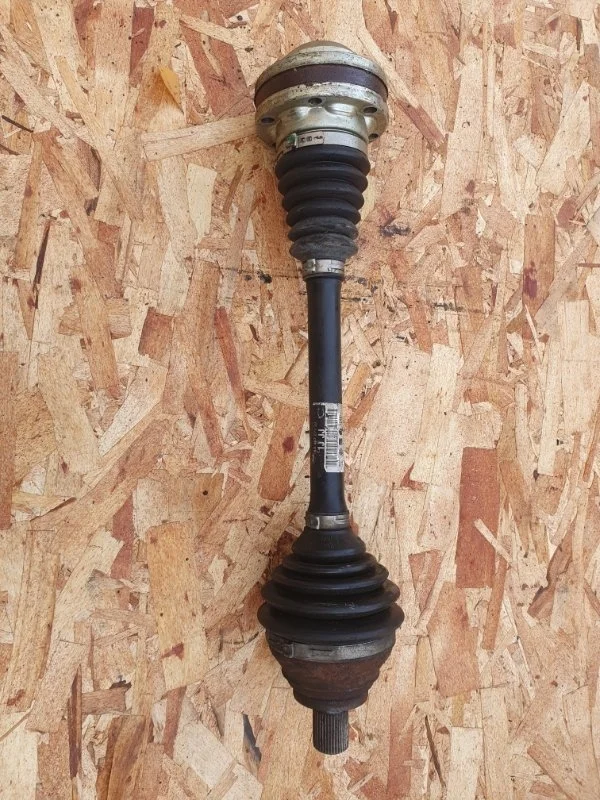Привод Volkswagen Golf 2008-2012 6(5ХБ)