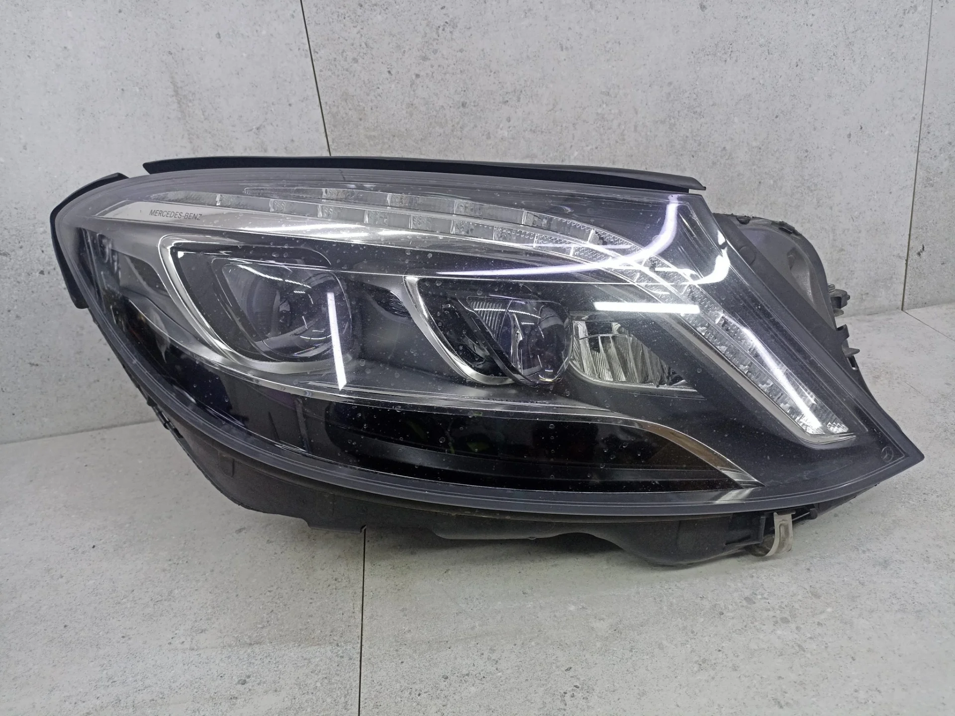 Фара правая Mercedes-Benz S W222 2014 A2229060802