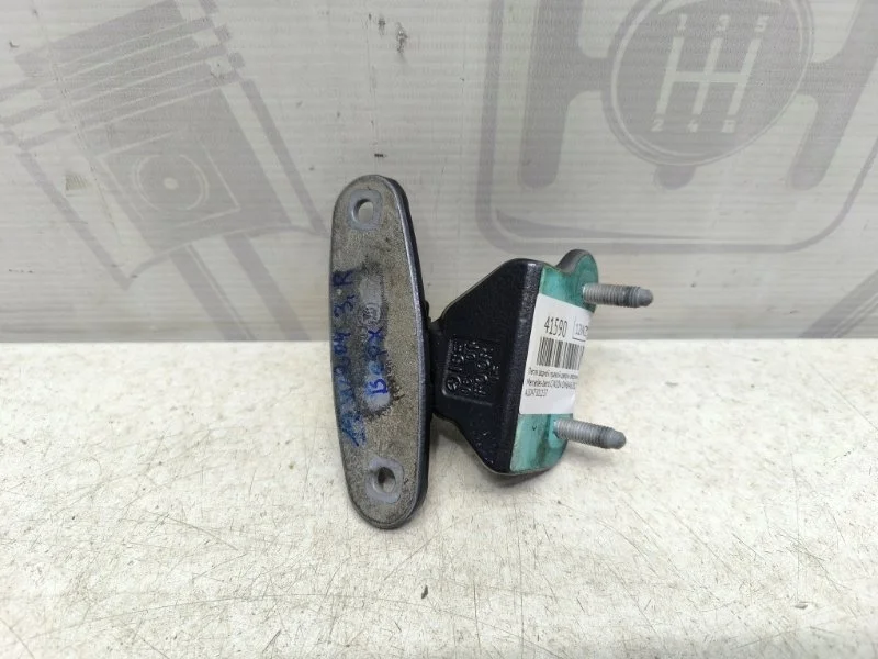 Петля задней правой двери верхняя Mercedes-benz 2008 W204