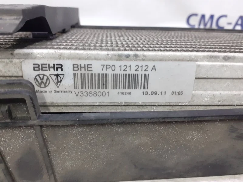 Радиатор дополнительный Volkswagen Touareg 7P0121212A NF