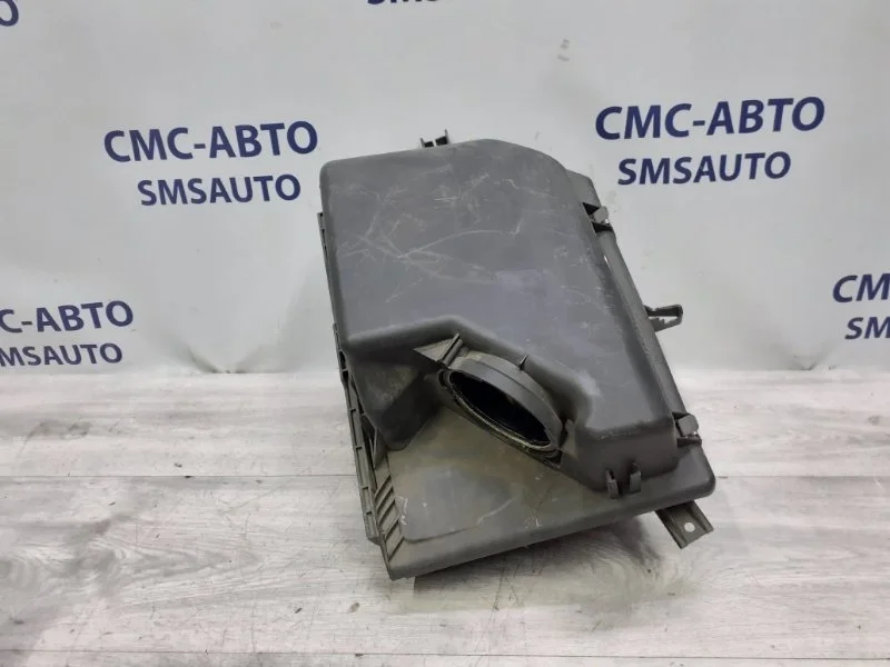 Корпус воздушного фильтра Volvo Xc90 8638963 ХС90 2.5