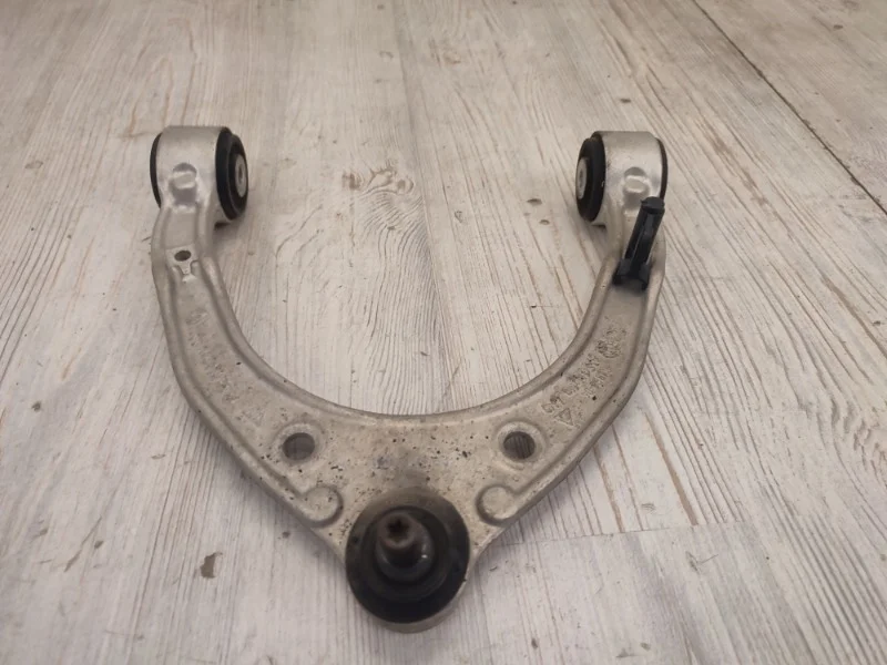 Рычаг поперечный VW Touareg 2 2010-2018 7P