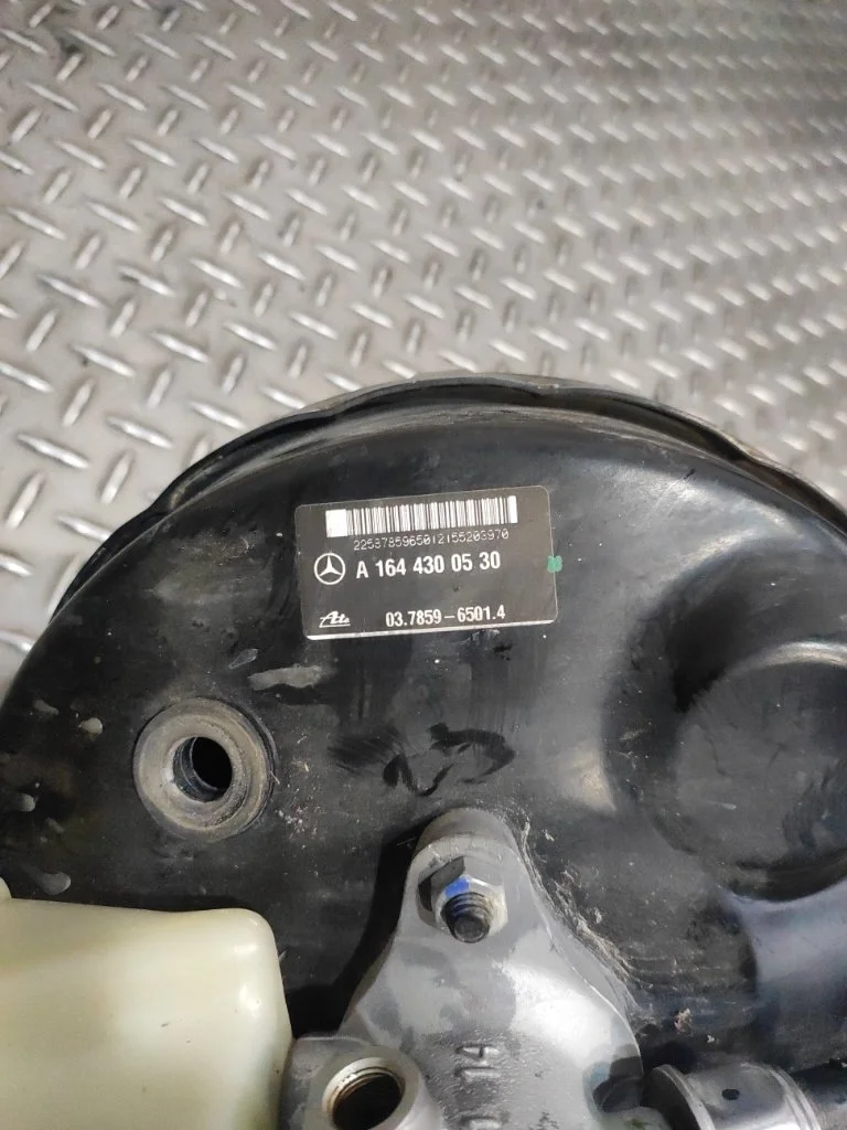 Вакуумный усилитель тормозов Mercedes-Benz M-Class 2008 A1644300530 W164 3.0 CDI OM642.940