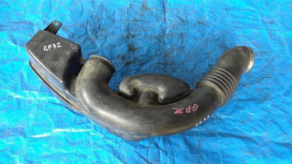 Б.у. патрубок воздушного фильтра SUBARU IMPREZA GP SUBARU IMPREZA GP