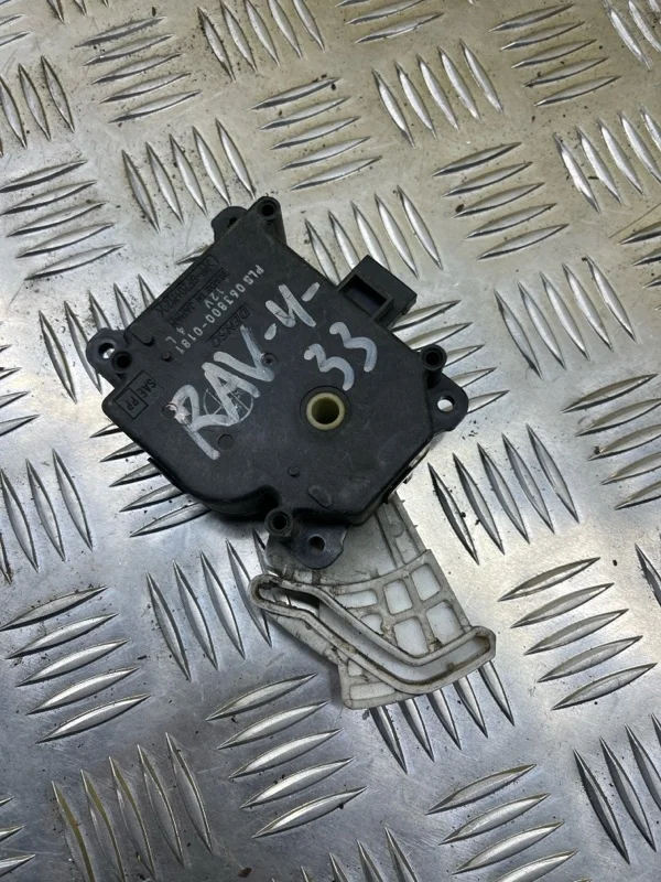 Моторчик заслонки печки Toyota Rav 4 (XA30) (2005-2014) 2009