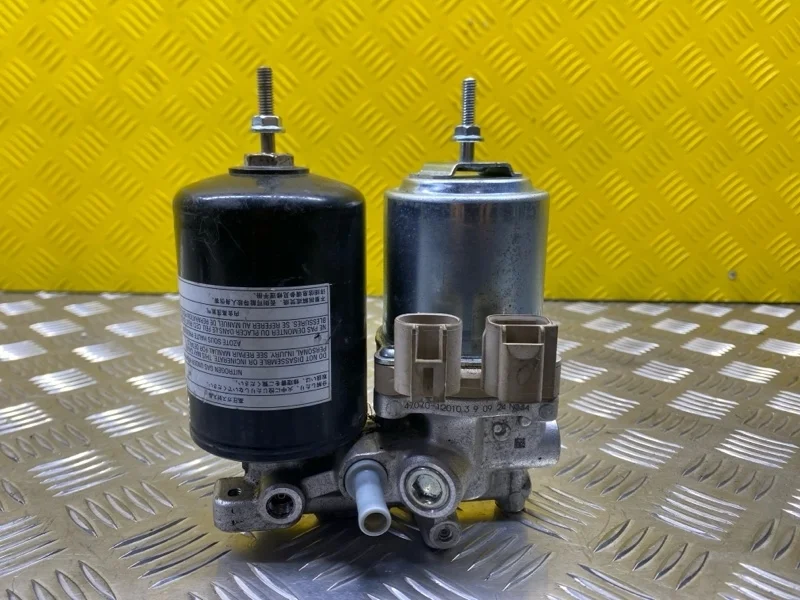 Блок abs Lexus RX 330 (U3) II (2003-2006) 2004