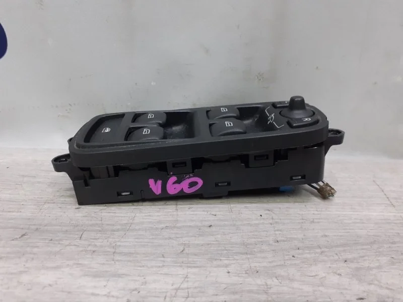 Блок управления стеклоподъемниками Volvo S60 31453266 С60 1.6