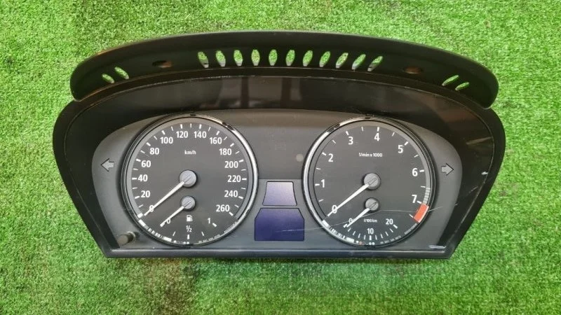Панель приборов BMW 5-Series 2006 E60