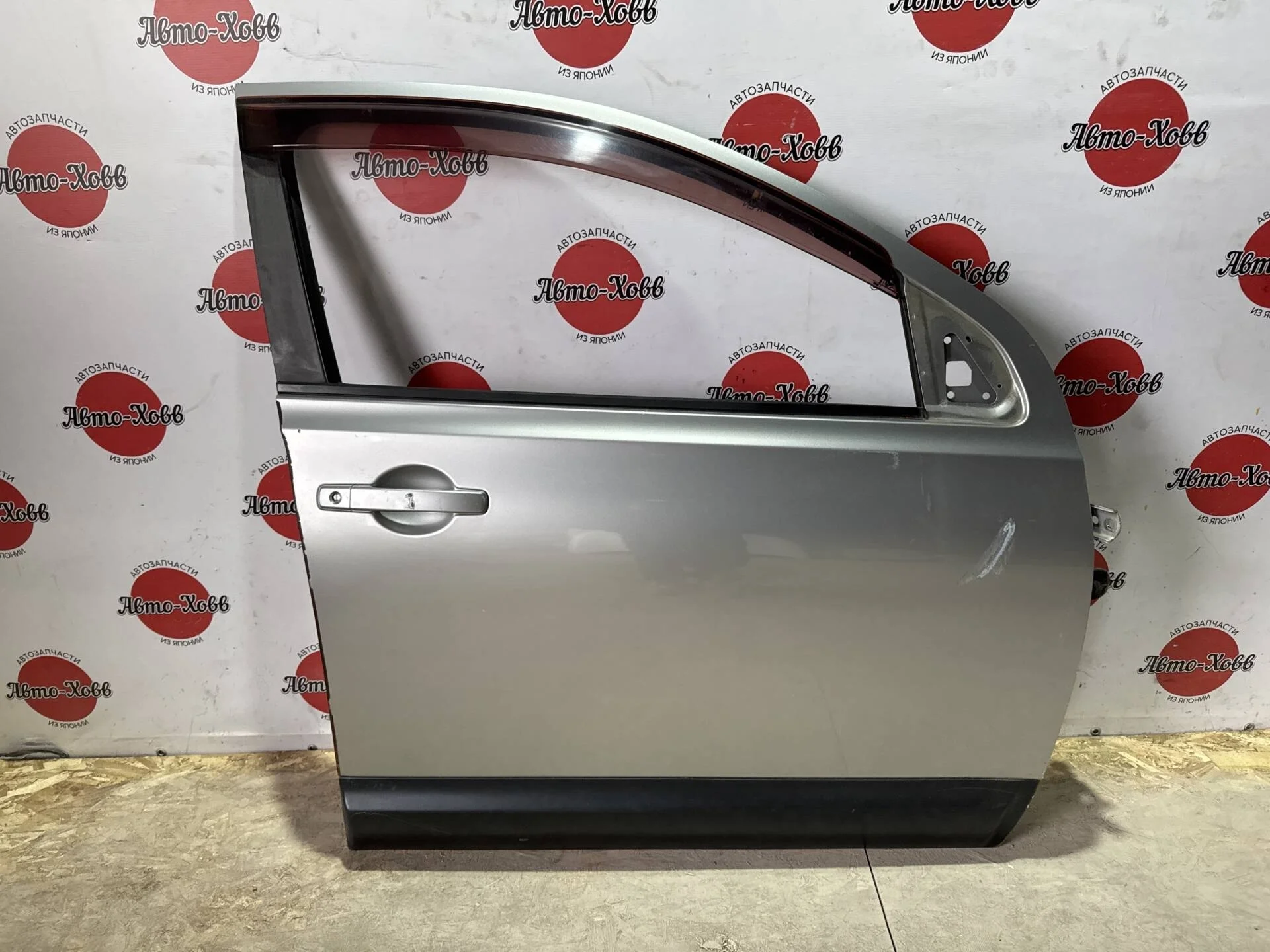Дверь передняя правая Nissan Qashqai J10
