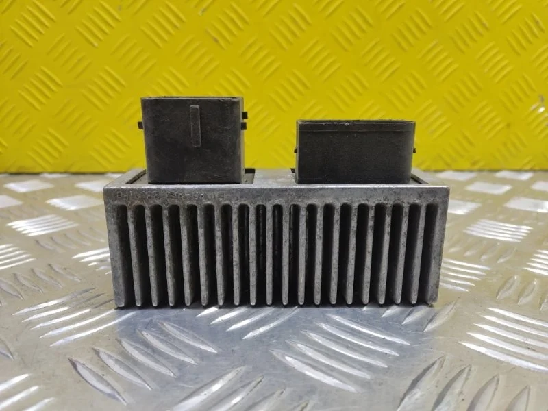 Реле накала свечей Nissan Pathfinder (R51M) 2004-2013 2009 271206395R