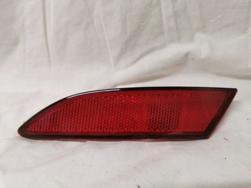 Катафот бампера FORD FOCUS 3