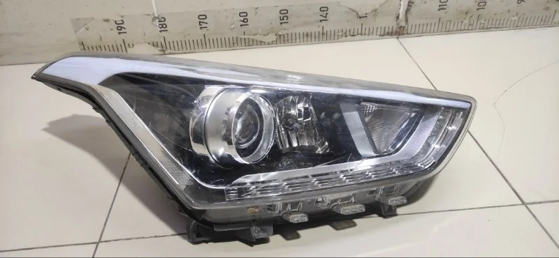 Фара правая Hyundai Creta 1