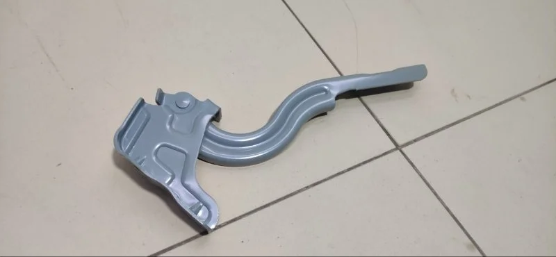 Петля капота левая Kia Rio 2