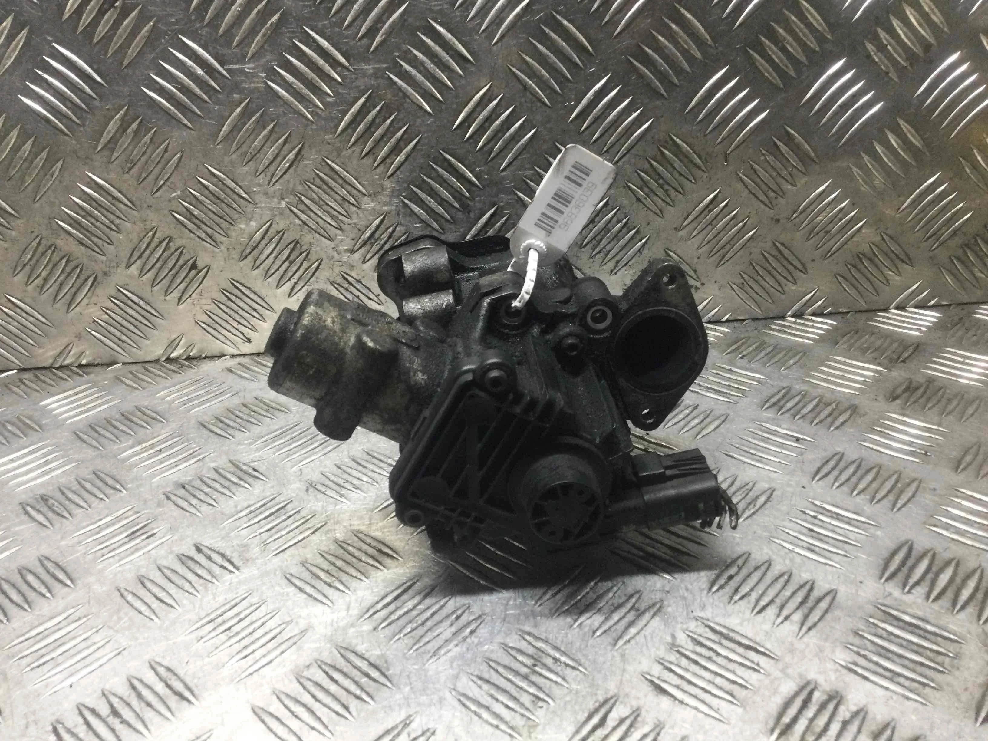Клапан EGR Land Rover Freelander 2 поколение (2006-2010) дизель 2.2 TD Механика Джип