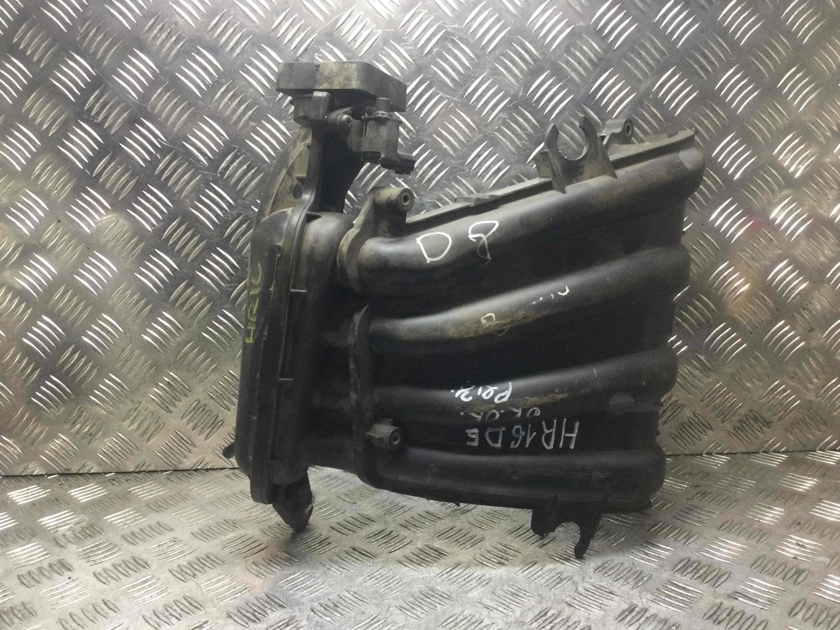 Коллектор впускной Nissan Juke 1 поколение 2010 - 2014 бензин 1.6 i Механика Джип