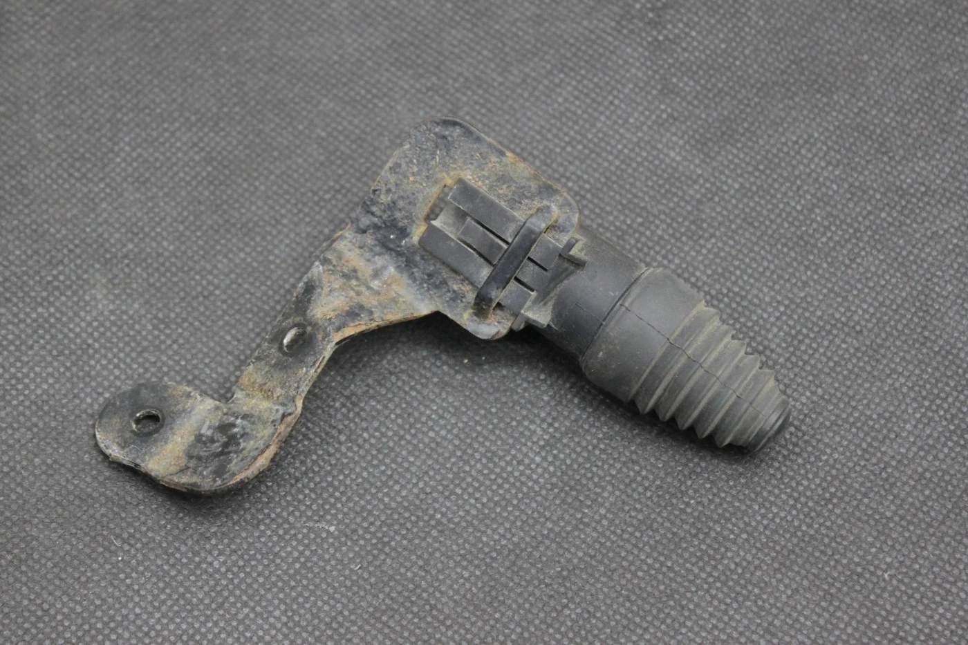 Концевик сигнализации Опель Астра, Зафира, Вектра