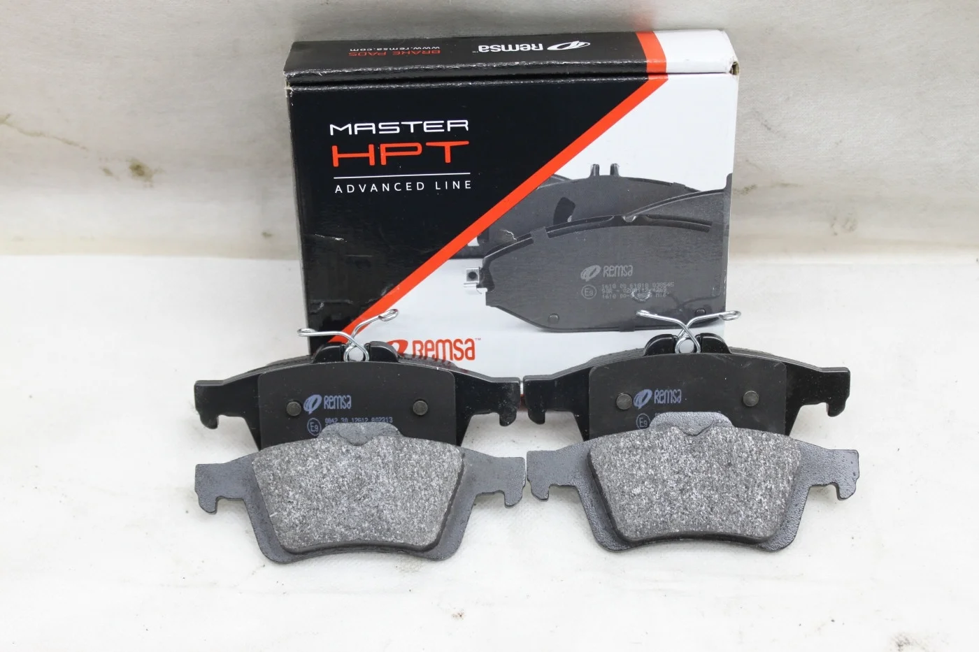 Колодки тормозные зад новые Remsa Форд Фокус 2