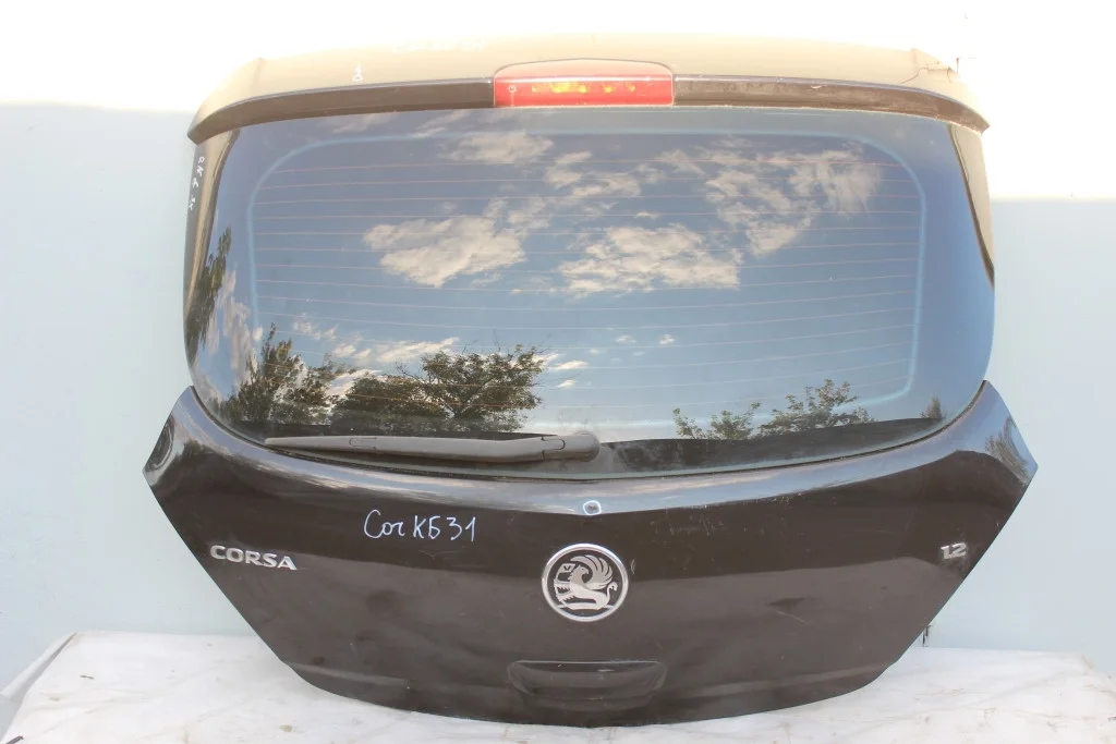 Крышка багажника 3 дв. Opel Corsa D CorКБ31