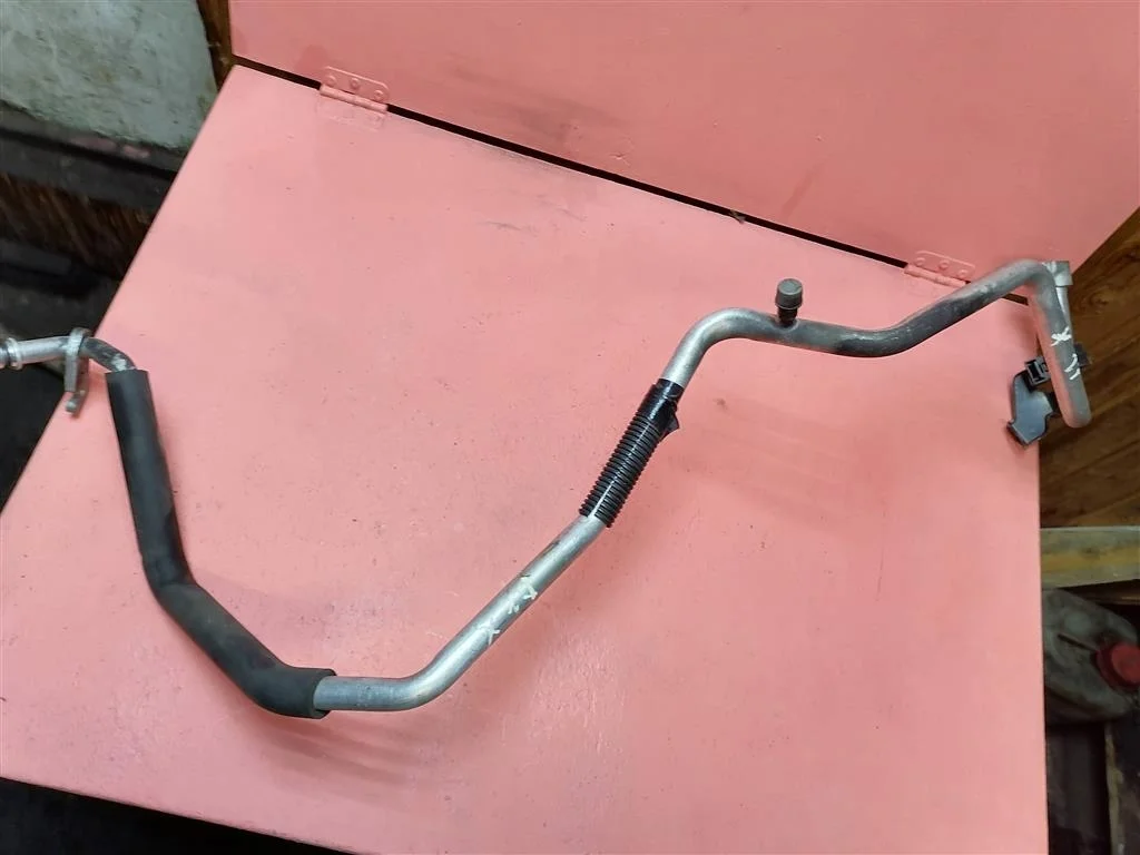 трубка кондиционера Toyota RAV 4 2006-2013